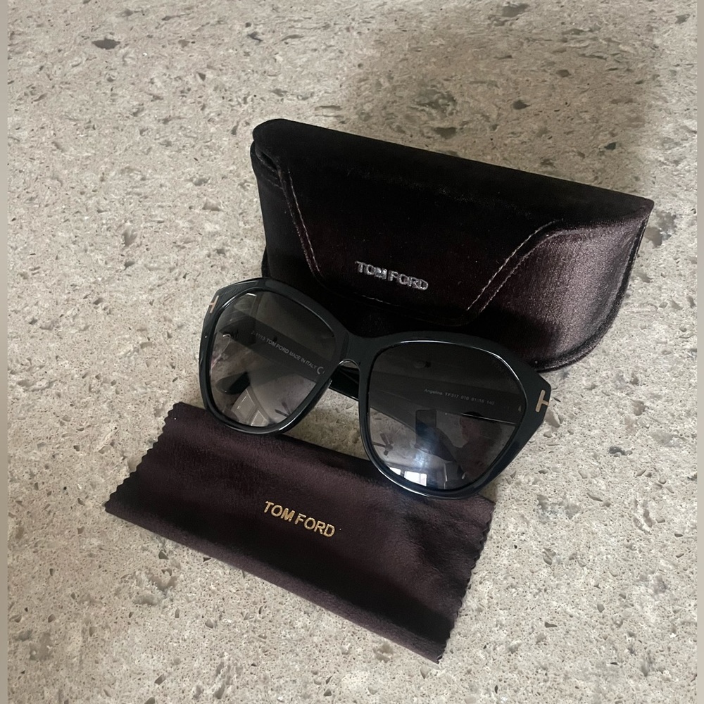 TOM FORD Angelina Sunglasses